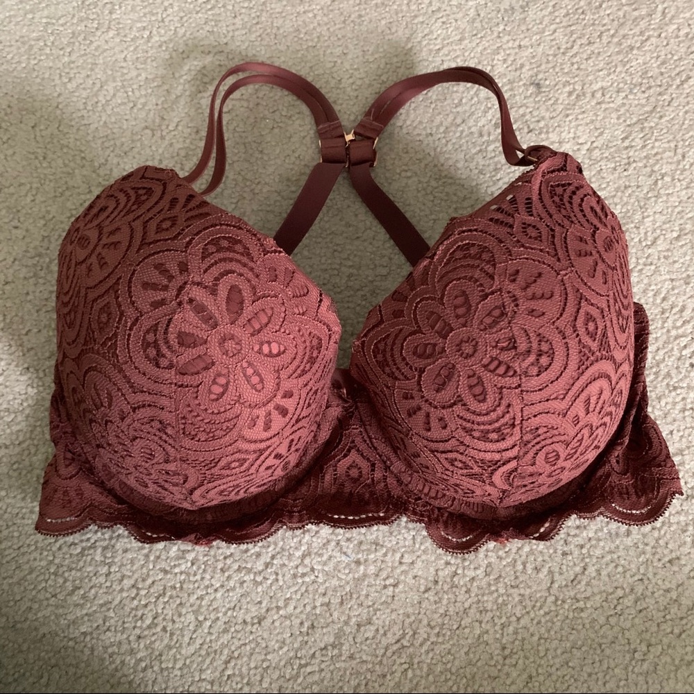 NWOT Maroon/Rust Lace Bra